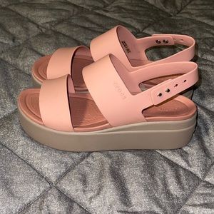 Crocs Brooklyn low wedge sandals, women’s size 7, brand new never worn